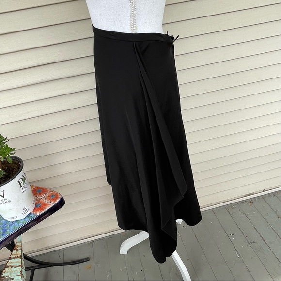 BCBGMAXAZRIA Caryln Satin Skirt in Black Size L (NWT) - Picture 8 of 14